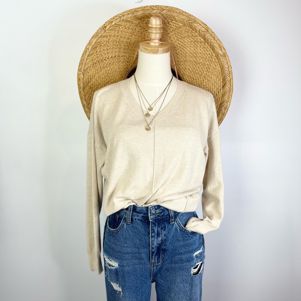 Anthropologie Dreamers Soft V-Neck Pull Over Sweater